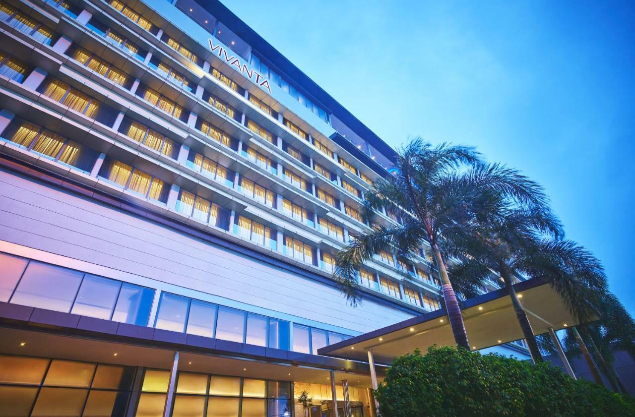 비반타 콜카타 Em 바이패스 호텔 외부 사진 The hotel's facade