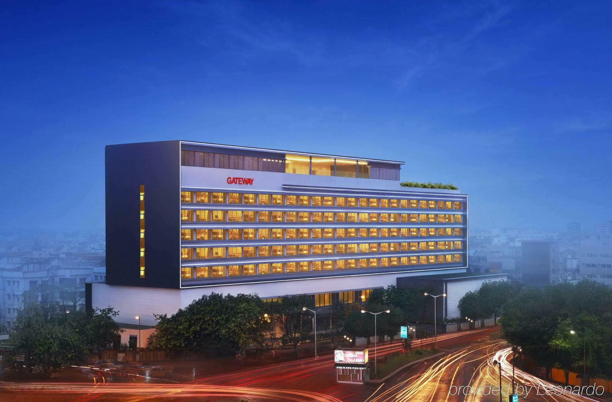 비반타 콜카타 Em 바이패스 호텔 외부 사진 Hilton Nanjing